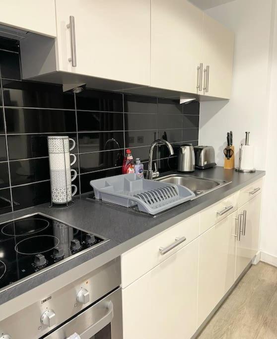 Mediacity Studio Apartment Salford-Quays แมนเชสเตอร์ ภายนอก รูปภาพ